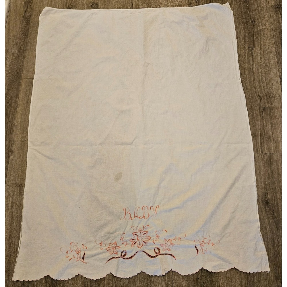 Vtg Embroidered Pink & White Ombre Baby Keepsake Blanket 43x34" scalloped floral